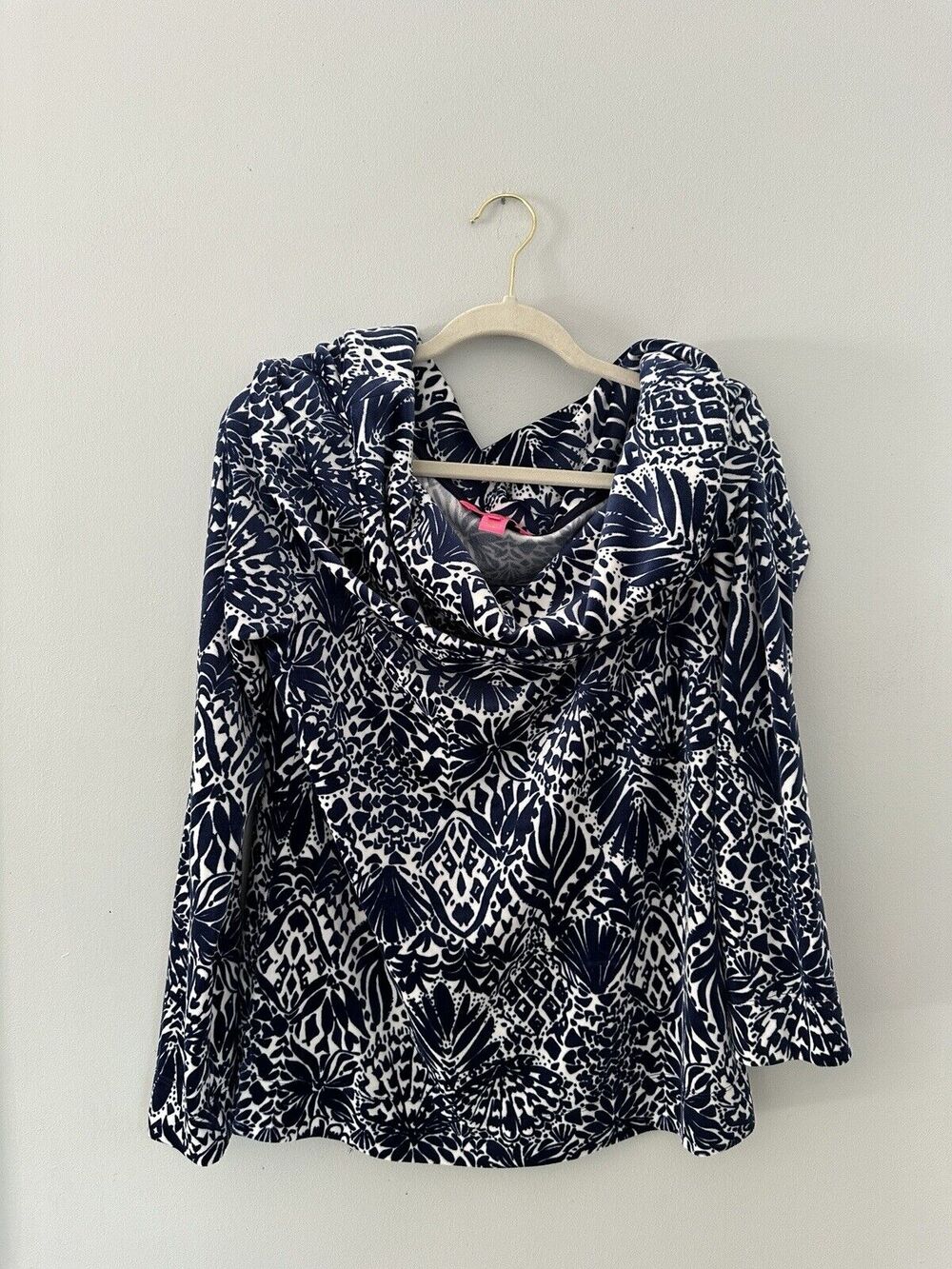 Lilly Pulitzer Belinda draped neck off shoulder velour pullover top size medium